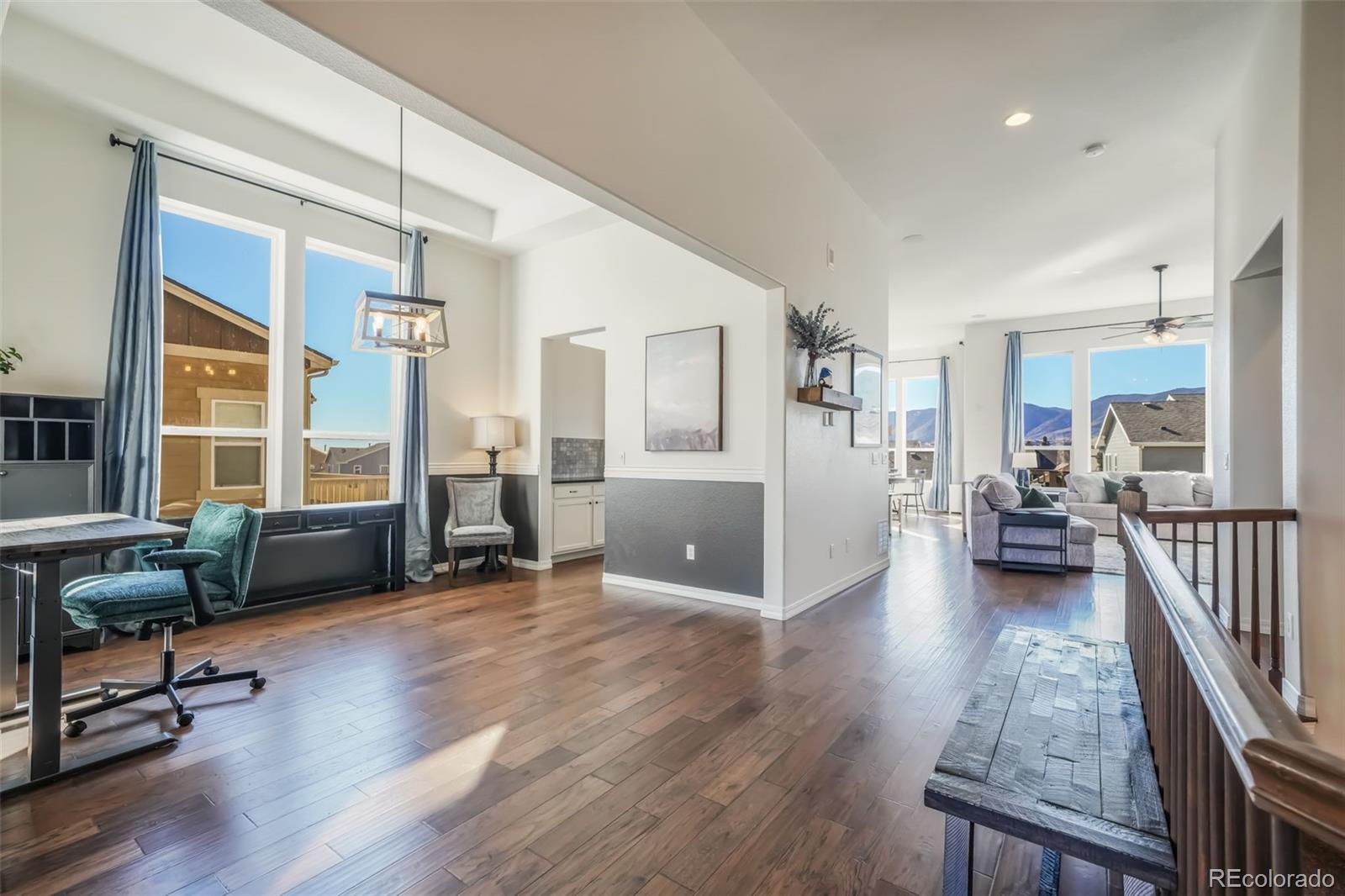 17636 Lake Overlook Court, Monument, CO 80132, 5 Bedrooms Bedrooms, ,3 BathroomsBathrooms,Residential,For Sale,Lake Overlook,REC5516565