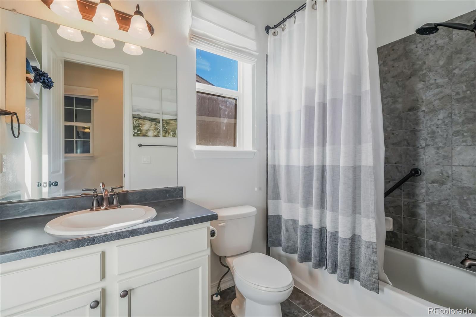 17636 Lake Overlook Court, Monument, CO 80132, 5 Bedrooms Bedrooms, ,3 BathroomsBathrooms,Residential,For Sale,Lake Overlook,REC5516565