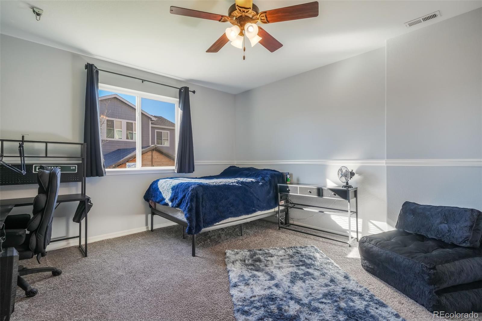 17636 Lake Overlook Court, Monument, CO 80132, 5 Bedrooms Bedrooms, ,3 BathroomsBathrooms,Residential,For Sale,Lake Overlook,REC5516565
