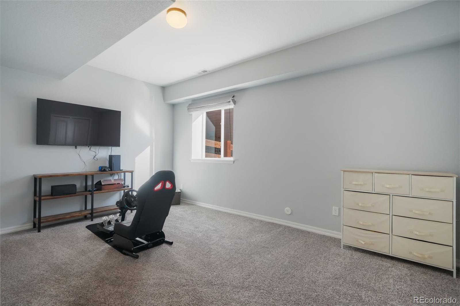 17636 Lake Overlook Court, Monument, CO 80132, 5 Bedrooms Bedrooms, ,3 BathroomsBathrooms,Residential,For Sale,Lake Overlook,REC5516565