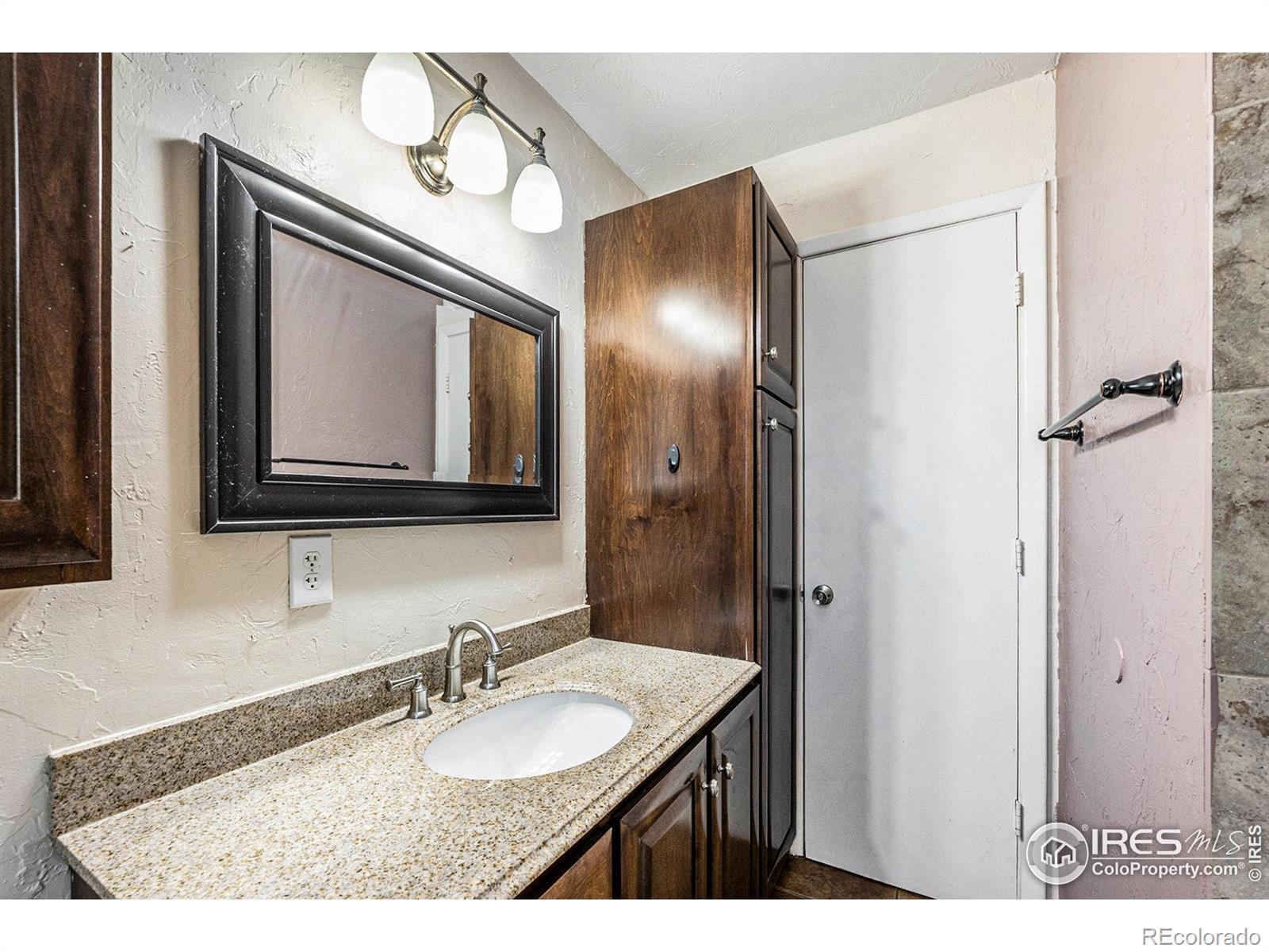 1024 Roosevelt Avenue, Loveland, CO 80537, 3 Bedrooms Bedrooms, ,1 BathroomBathrooms,Residential,For Sale,Roosevelt,RECIR1018299