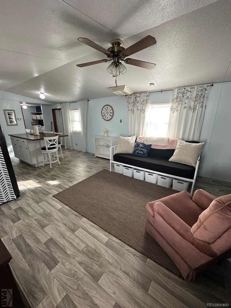 999 Fortino Boulevard, Pueblo, CO 81008, 2 Bedrooms Bedrooms, ,1 BathroomBathrooms,Residential,For Sale,Fortino,REC2523333