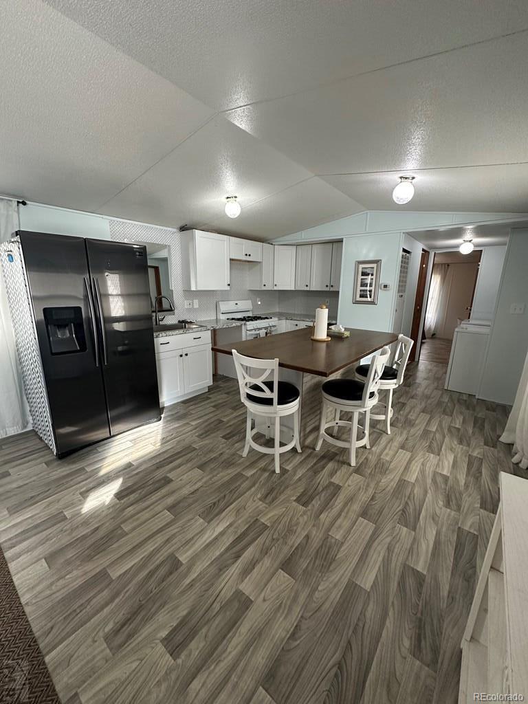 999 Fortino Boulevard, Pueblo, CO 81008, 2 Bedrooms Bedrooms, ,1 BathroomBathrooms,Residential,For Sale,Fortino,REC2523333