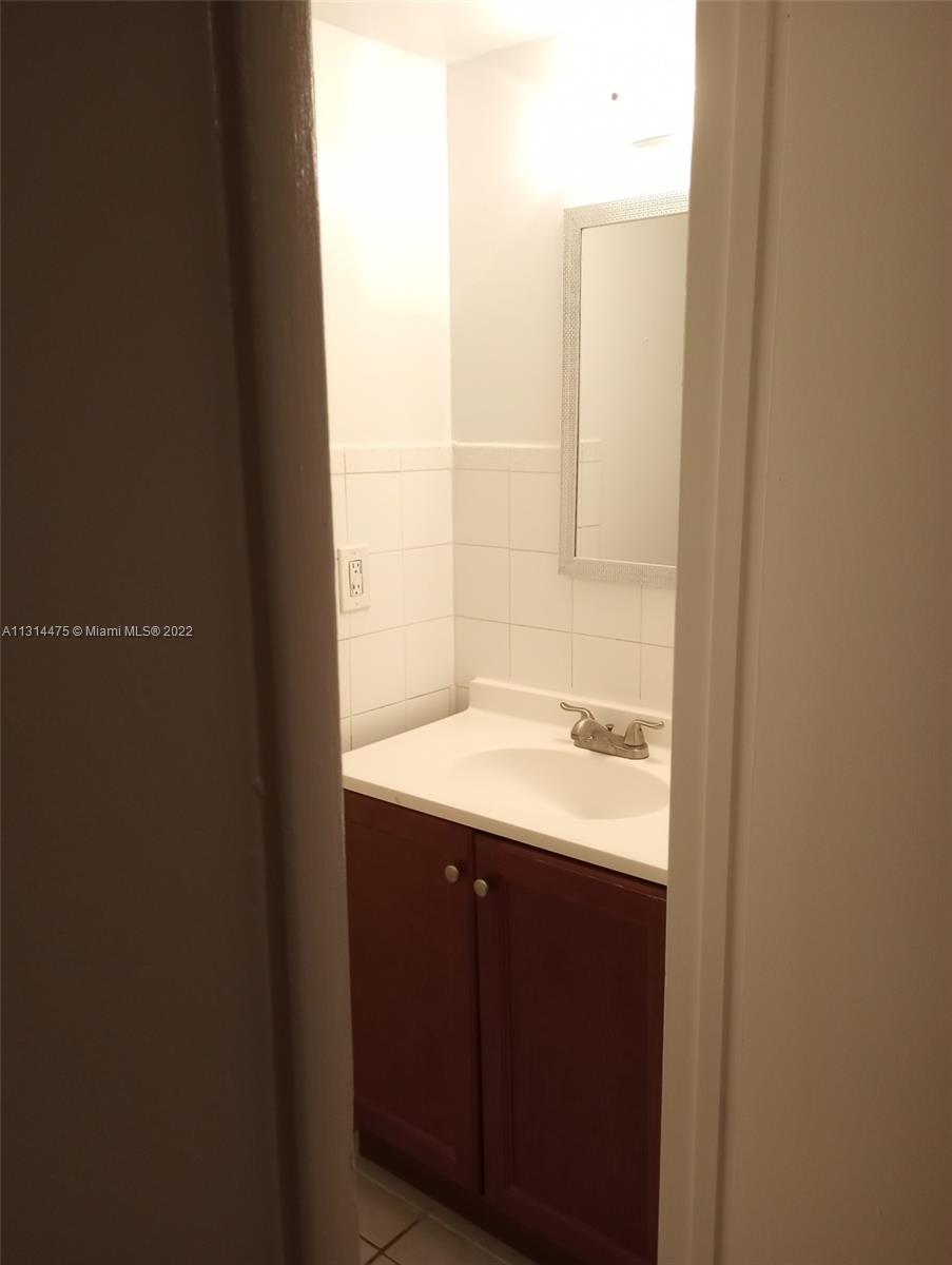 Half bathroom on 1st floor