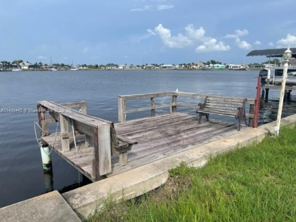 WIDE VIEW