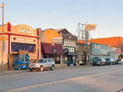 327 4th Street, Hugo, CO 80821, ,Commercial,For Sale,Main Street Mama's,4th,REC8893504