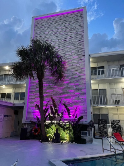 THE DUVAL  MIAMI BEACH