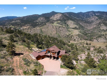 956 Silver Sage Lane, Lyons, CO 80540, 3 Bedrooms Bedrooms, ,4 BathroomsBathrooms,Residential,For Sale,Silver Sage,RECIR1003634