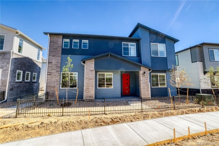 23851 40th Avenue, Aurora, CO 80019, 3 Bedrooms Bedrooms, ,3 BathroomsBathrooms,Residential,For Sale,40th,REC8904393