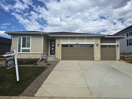 3826 N Elk Street, Aurora, CO 80019, 5 Bedrooms Bedrooms, ,3 BathroomsBathrooms,Residential,For Sale,Elk,REC7099412