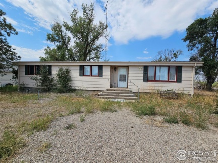 24185 1st Street, Weldona, CO 80653, 3 Bedrooms Bedrooms, ,2 BathroomsBathrooms,Residential,For Sale,1st,RECIR1014735