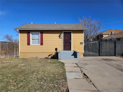 1446 Jamaica Street, Aurora, CO 80010, 3 Bedrooms Bedrooms, ,2 BathroomsBathrooms,Rental,For Rent,Jamaica,REC7300507