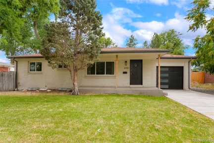 3092 W Layton Avenue, Englewood, CO 80110, 4 Bedrooms Bedrooms, ,3 BathroomsBathrooms,Residential,For Sale,Layton,REC3866761