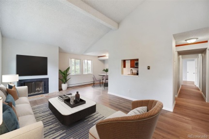8100 Quincy Avenue #B12, Littleton, CO 80123, 2 Bedrooms Bedrooms, ,2 BathroomsBathrooms,Residential,For Sale,Lake Chalet,Quincy,REC4853442