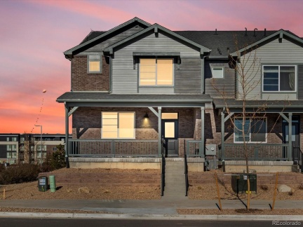 20957 65th Avenue, Aurora, CO 80019, 3 Bedrooms Bedrooms, ,3 BathroomsBathrooms,Residential,For Sale,65th,REC3334942