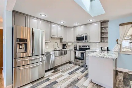 6614 Gray Street, Arvada, CO 80003, 4 Bedrooms Bedrooms, ,2 BathroomsBathrooms,Rental,For Rent,Gray,REC4395807