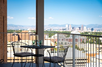 955 Eudora Street #1704, Denver, CO 80220, 2 Bedrooms Bedrooms, ,3 BathroomsBathrooms,Residential,For Sale,Park Mayfair Condos,Eudora,REC6330950