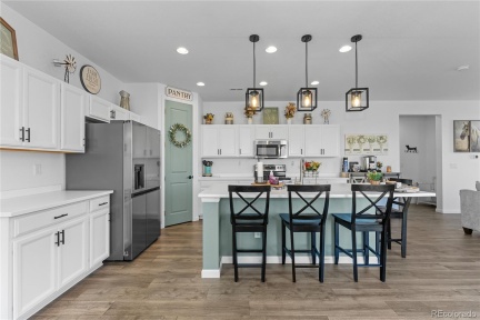 27873 6th Place, Aurora, CO 80018, 3 Bedrooms Bedrooms, ,3 BathroomsBathrooms,Residential,For Sale,6th,REC2629056