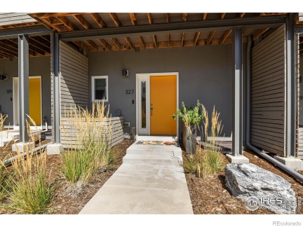 327 Simpson Street, Lafayette, CO 80026, 3 Bedrooms Bedrooms, ,4 BathroomsBathrooms,Residential,For Sale,Simpson,RECIR1018514