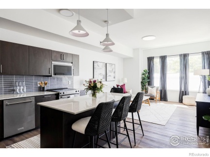 1707 Walnut Street #306, Boulder, CO 80302, 2 Bedrooms Bedrooms, ,2 BathroomsBathrooms,Residential,For Sale,Walnut,RECIR1018136
