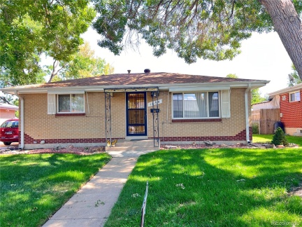 1854 S Eliot Street, Denver, CO 80219, 4 Bedrooms Bedrooms, ,2 BathroomsBathrooms,Rental,For Rent,Eliot,REC6573771