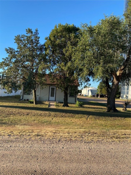 520 Lincoln Avenue, Arriba, CO 80804, 1 Bedroom Bedrooms, ,1 BathroomBathrooms,Residential,For Sale,Lincoln,REC9975805
