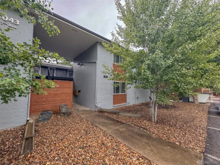 3043 17th Avenue, Longmont, CO 80503, ,Commercial,For Sale,17th,REC1935083