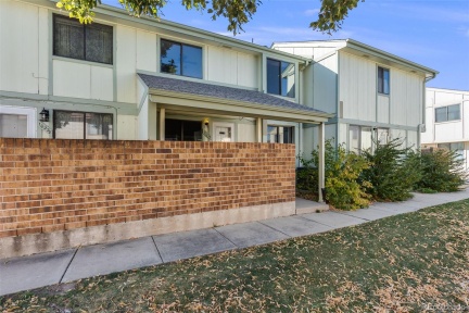 10226 Quivas Street, Thornton, CO 80260, 4 Bedrooms Bedrooms, ,2 BathroomsBathrooms,Residential,For Sale,Quivas,REC7462347
