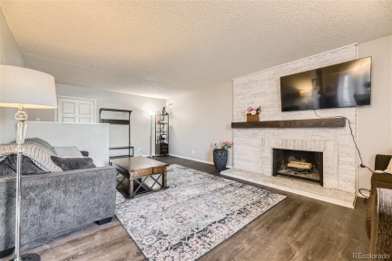 3323 Monaco Parkway #C, Denver, CO 80222, 2 Bedrooms Bedrooms, ,2 BathroomsBathrooms,Rental,For Rent,Monaco Place Condos,Monaco,REC5144071