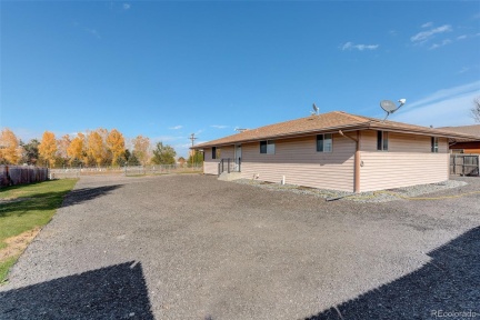11980 124th Avenue, Henderson, CO 80640, 6 Bedrooms Bedrooms, ,2 BathroomsBathrooms,Residential,For Sale,124th,REC6693605