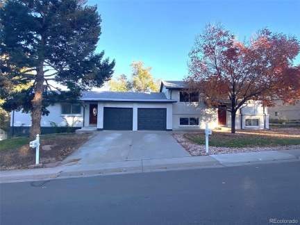 902-912 Zephyr Court #902, Lakewood, CO 80226, 7 Bedrooms Bedrooms, ,4 BathroomsBathrooms,Income,For Sale,Zephyr,REC8224827