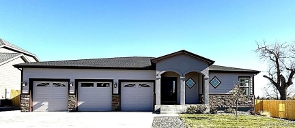 7292 Xenophon Court, Arvada, CO 80005, 5 Bedrooms Bedrooms, ,4 BathroomsBathrooms,Residential,For Sale,Xenophon,REC8306349