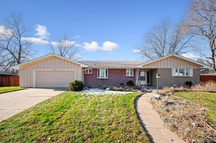1725 Zinnia Court, Golden, CO 80401, 3 Bedrooms Bedrooms, ,3 BathroomsBathrooms,Residential,For Sale,Zinnia,REC8636853