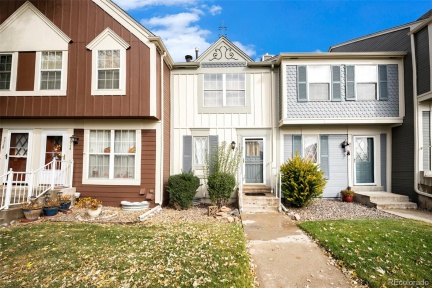 9930 Cornell Place, Lakewood, CO 80227, 3 Bedrooms Bedrooms, ,2 BathroomsBathrooms,Residential,For Sale,Cornell,REC9777313