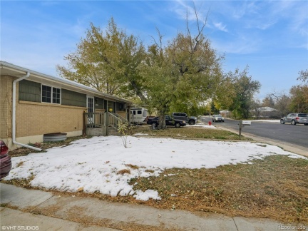 300 Simms Street, Lakewood, CO 80228, 4 Bedrooms Bedrooms, ,2 BathroomsBathrooms,Residential,For Sale,Simms,REC3463248