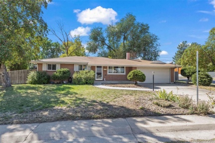 1080 103rd Avenue, Northglenn, CO 80260, 5 Bedrooms Bedrooms, ,3 BathroomsBathrooms,Residential,For Sale,103rd,REC1635485