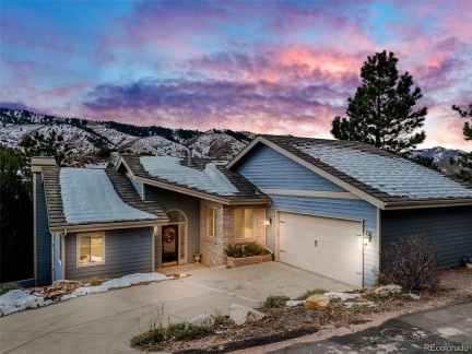 6865 Old Ranch Trail, Littleton, CO 80125, 4 Bedrooms Bedrooms, ,3 BathroomsBathrooms,Residential,For Sale,Old Ranch,REC5223366