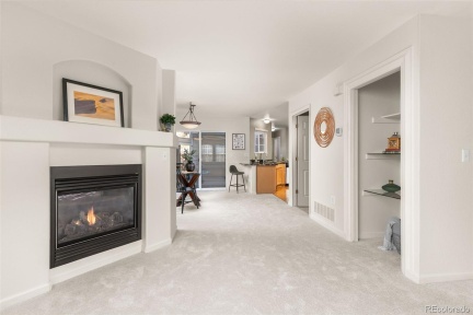 134 Sterne Parkway, Littleton, CO 80120, 2 Bedrooms Bedrooms, ,3 BathroomsBathrooms,Residential,For Sale,Sterne,REC2038831