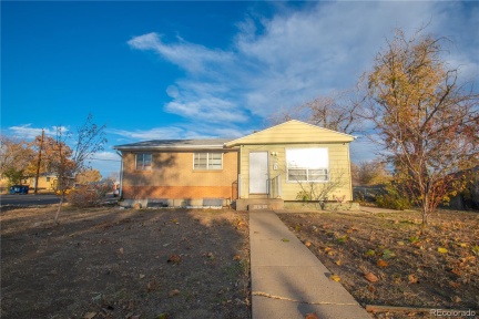 7676 Zane Street, Denver, CO 80221, 5 Bedrooms Bedrooms, ,2 BathroomsBathrooms,Residential,For Sale,Zane,REC2365844