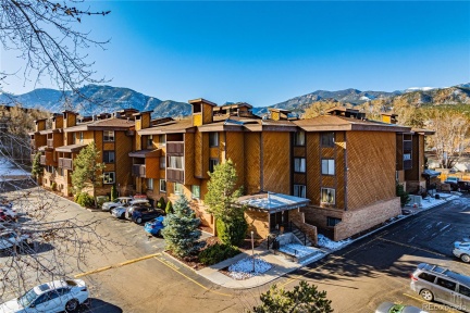 935 Saturn Drive #127, Colorado Springs, CO 80905, 2 Bedrooms Bedrooms, ,2 BathroomsBathrooms,Residential,For Sale,Skyway Condominums,Saturn,REC5256016