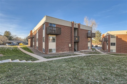 3643 S Sheridan Boulevard #18, Denver, CO 80235, 2 Bedrooms Bedrooms, ,1 BathroomBathrooms,Residential,For Sale,Sheridan,REC7570705