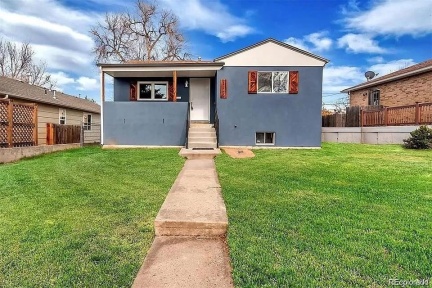 1140 Roslyn Street, Denver, CO 80220, 3 Bedrooms Bedrooms, ,2 BathroomsBathrooms,Rental,For Rent,Roslyn,REC3150607
