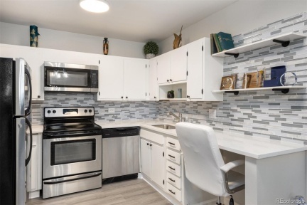 650 Clinton Street #6D, Denver, CO 80247, 1 Bedroom Bedrooms, ,1 BathroomBathrooms,Rental,For Rent,Clinton,REC4149442