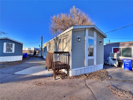 7701 Brighton Boulevard, Commerce City, CO 80022, 1 Bedroom Bedrooms, ,1 BathroomBathrooms,Residential,For Sale,Brighton,REC6334643