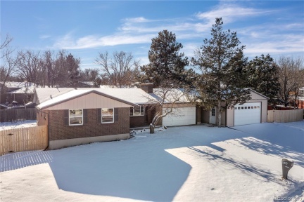 4554 Lakehurst Way, Littleton, CO 80127, 5 Bedrooms Bedrooms, ,3 BathroomsBathrooms,Residential,For Sale,Lakehurst,REC6736042