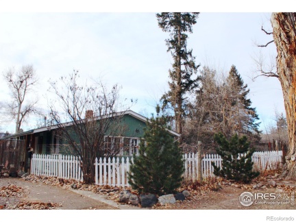 347 Shields Street, Fort Collins, CO 80521, 2 Bedrooms Bedrooms, ,2 BathroomsBathrooms,Residential,For Sale,Shields,RECIR1023364