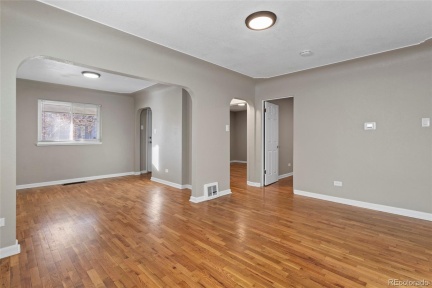 3942 Lipan Street, Denver, CO 80211, 3 Bedrooms Bedrooms, ,2 BathroomsBathrooms,Rental,For Rent,Lipan,REC2666718