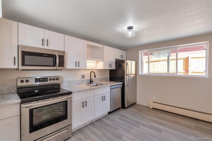 1300 Depew Street, Lakewood, CO 80214, 2 Bedrooms Bedrooms, ,1 BathroomBathrooms,Rental,For Rent,Depew,REC6282844