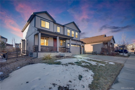 21186 Layton Avenue, Aurora, CO 80015, 5 Bedrooms Bedrooms, ,4 BathroomsBathrooms,Residential,For Sale,Layton,REC2235418