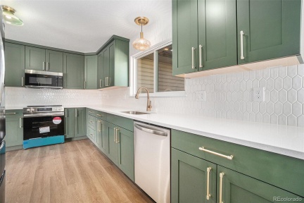 812 Gallup Road, Fort Collins, CO 80521, 3 Bedrooms Bedrooms, ,1 BathroomBathrooms,Residential,For Sale,Gallup,REC5075186